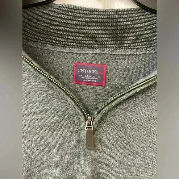 UNTUCKit Mens 100% merino wool quarter zip sweater size XL - Picture 2 of 3